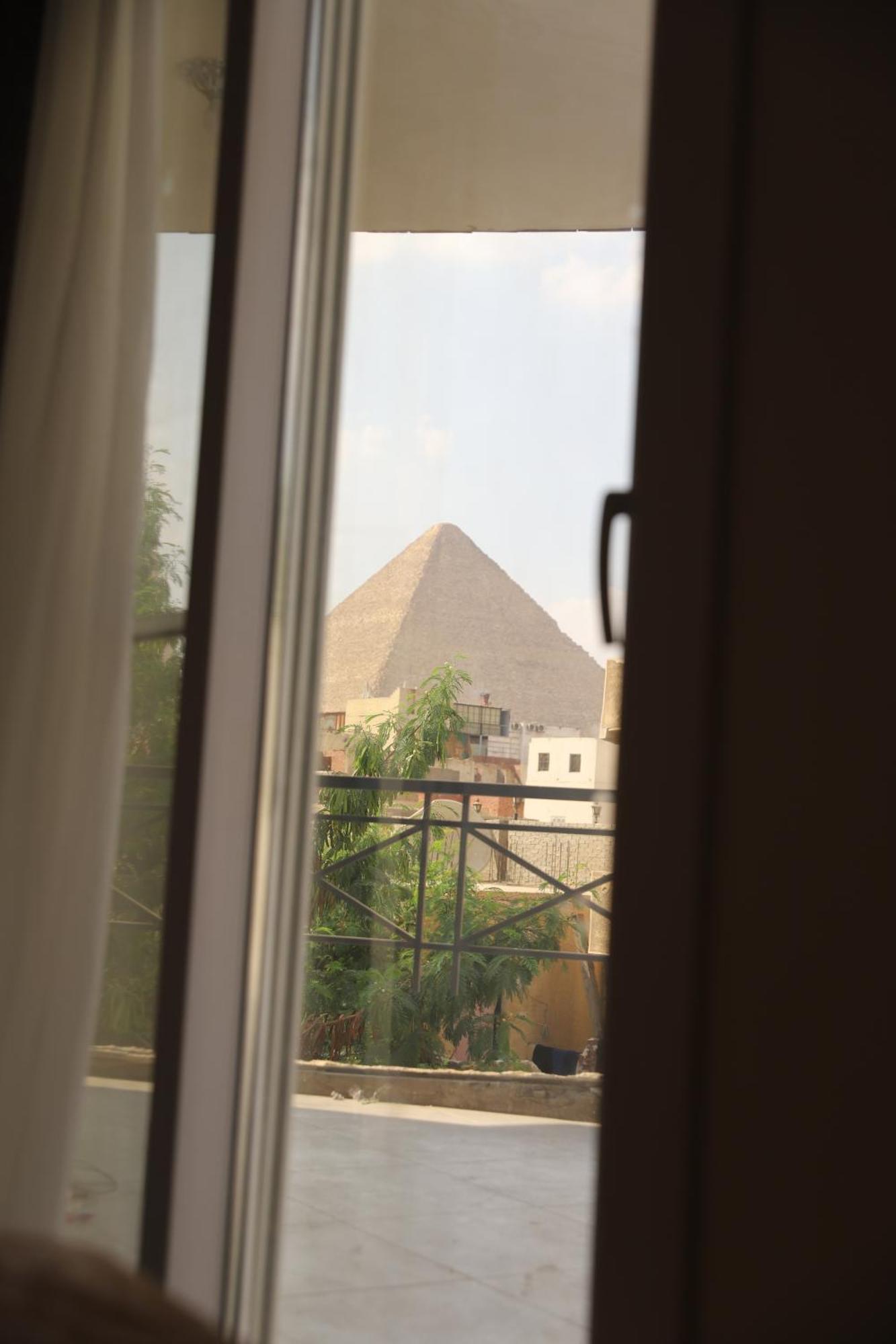 King Khufu Pyramids View Hotel Kafret el-Gabal Eksteriør bilde